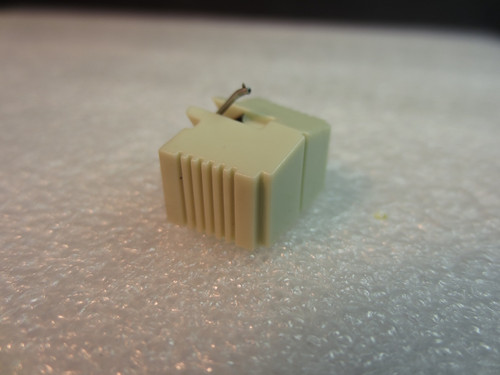 Hitachi Z-DS-ST3 ZDSST3 Stereo Diamond Stylus for Record Player Phono Turntable