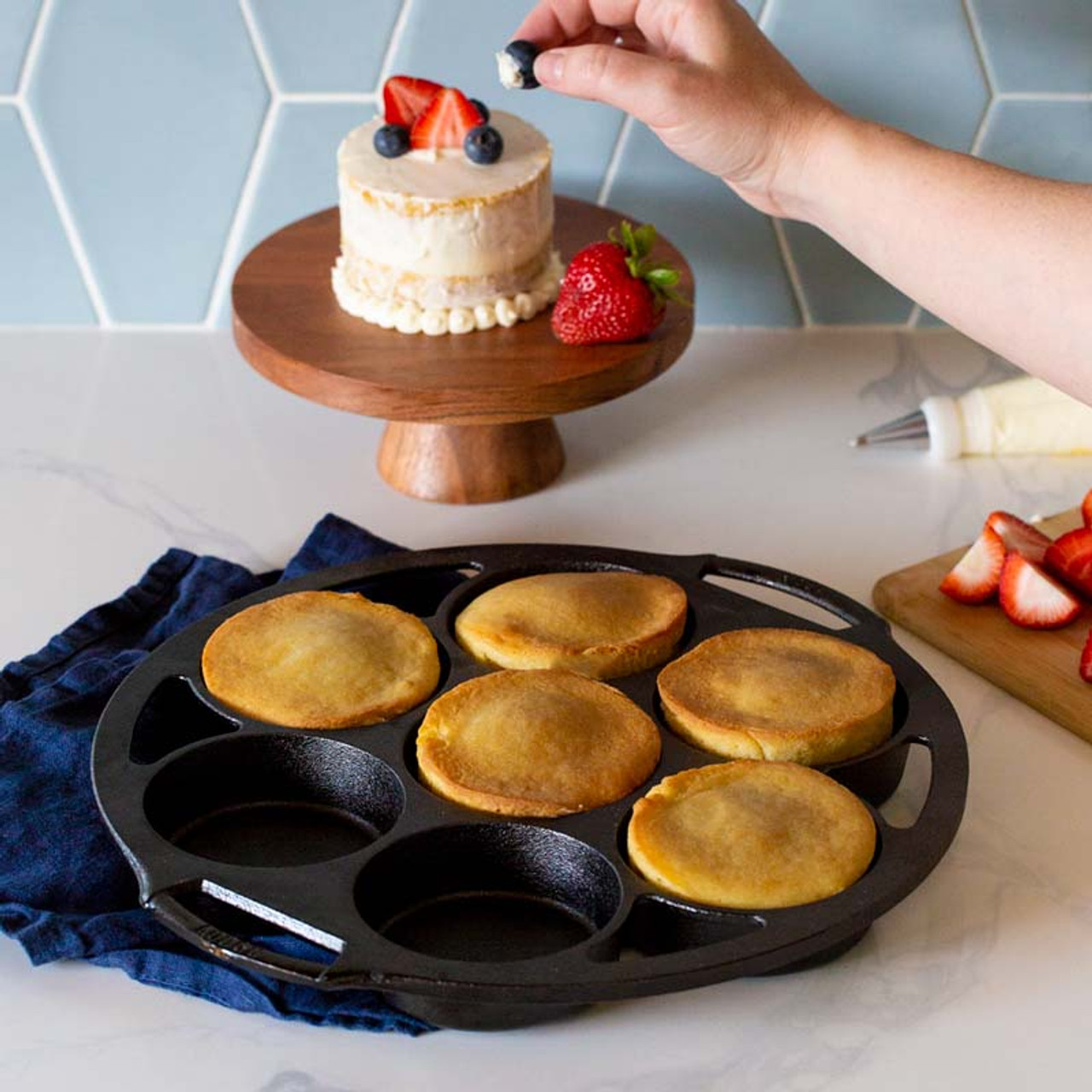 Lodge Mini Cake Cast Iron Pan