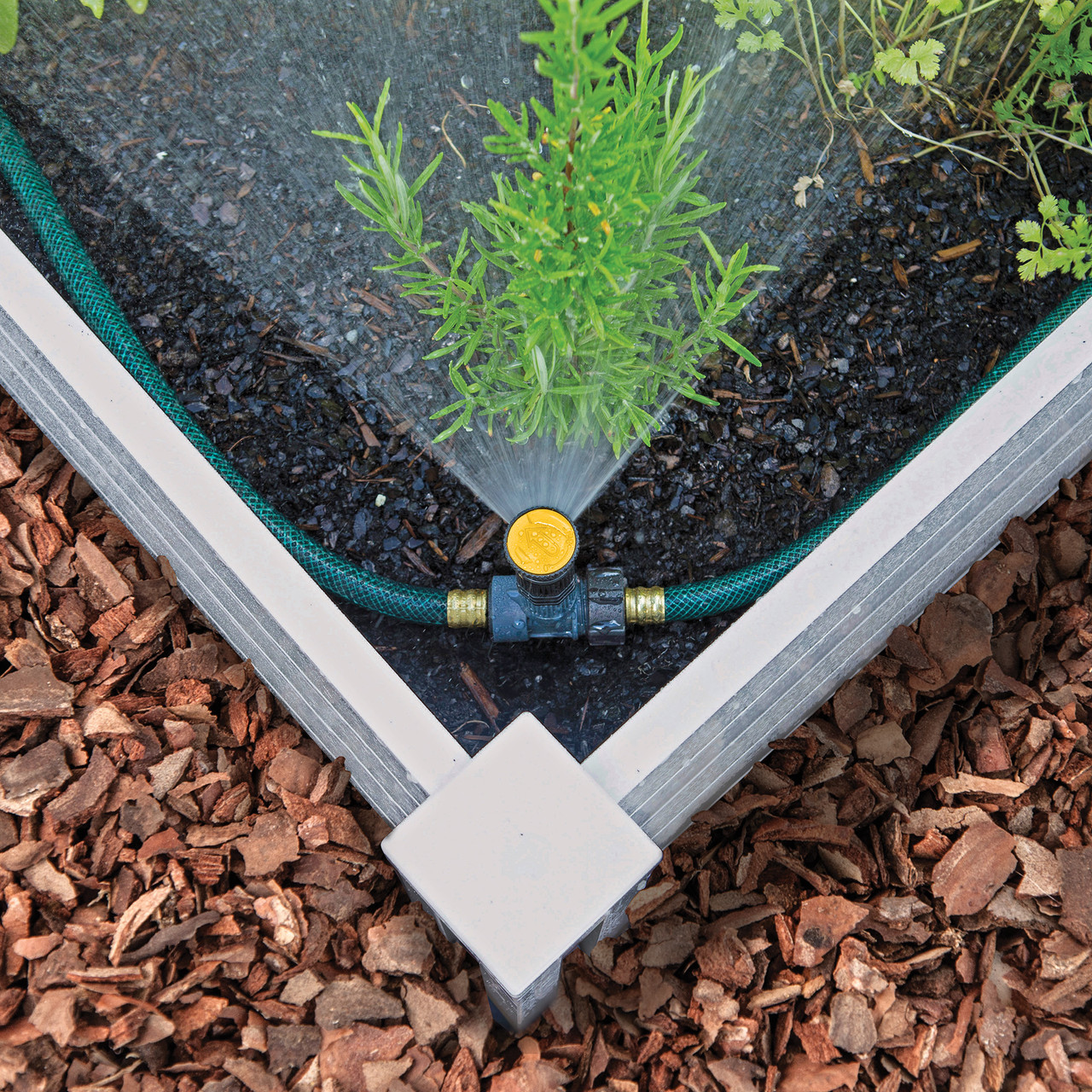 Melnor Multi-Adjustable Spike Sprinkler - 2-3/8