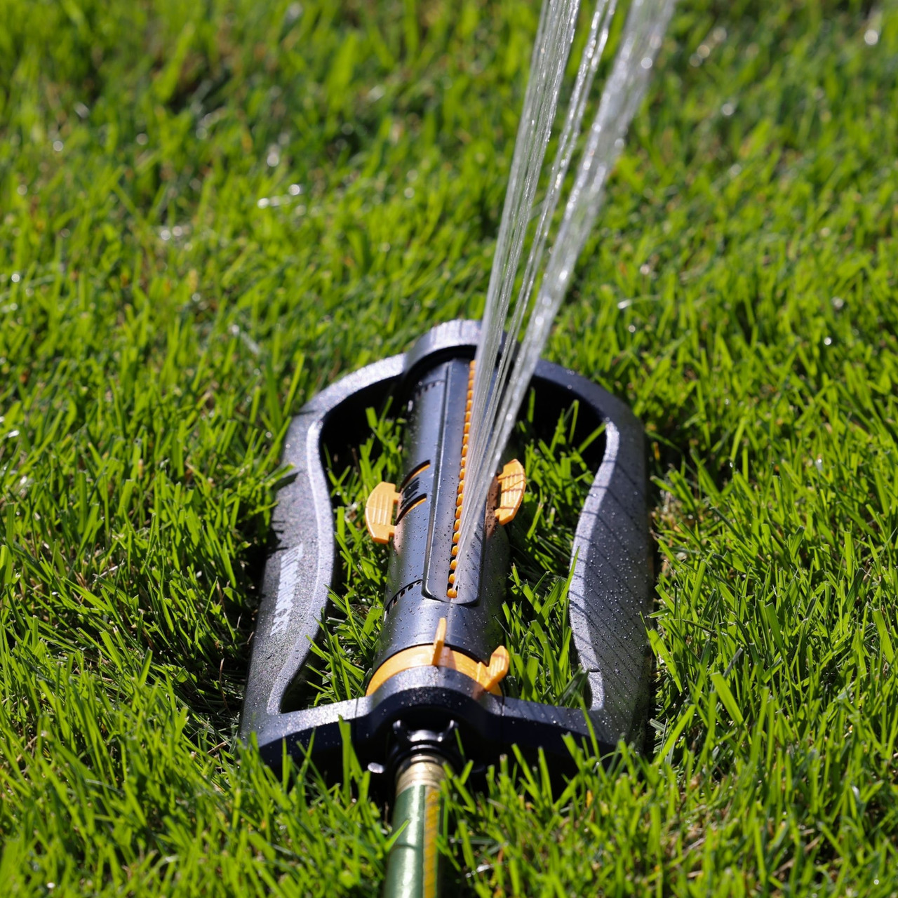 Melnor 4,500 sq. ft. Turbo Oscillating Sprinkler - 17-1/4