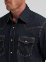 Men's Wrangler Retro® Long Sleeve Western Snap Solid Dobby Shirt
