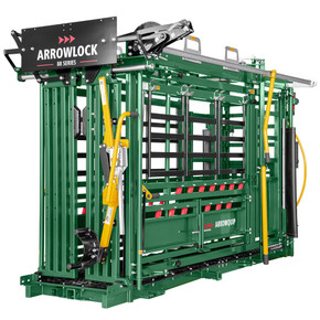 Arrowlock 88 Series Cattle Squeeze Chute 8800LV