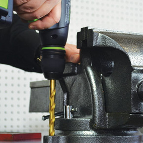 Bessey Heavy-duty Workshop Bench Vise - 6" Bessey Heavy-duty Workshop Bench Vise - 6"