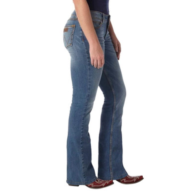 Wrangler Women's Retro Mae Boot Cut Jean - KM Wash