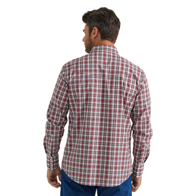 Wrangler Men's Classic Fit Long Sleeve Wrinkle Resist Western Plaid Shirt - Red
