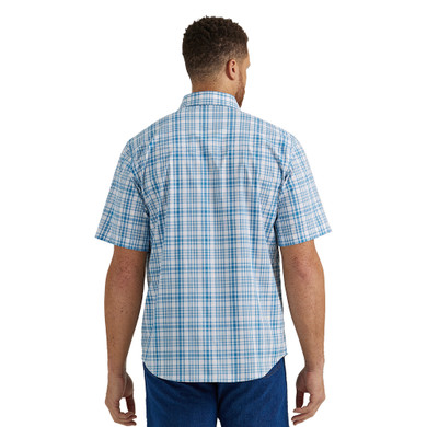 Wrangler Men's Classic Fit Wrinkle Resist Short Sleeve Western Plaid Shirt - Blue