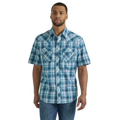 Wrangler Retro Men's Modern Fit Short Sleeve Plaid Shirt - Indigo