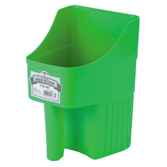 Miller Manufacturing Polypropylene Plastic Enclosed Feed Scoop - 3 qt - Green