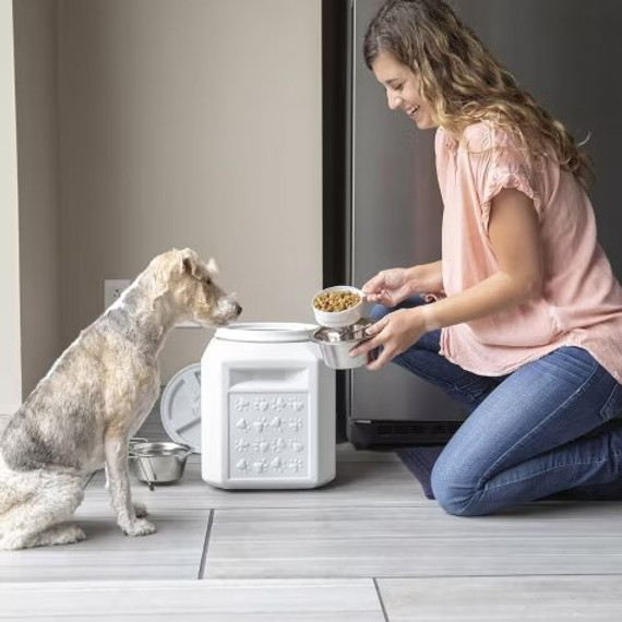 Vittles Vault Pawprint Outback Food Storage Container - 25 lb