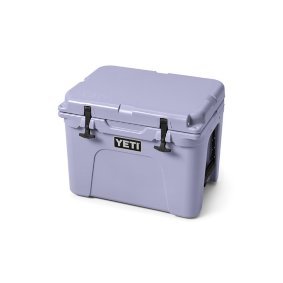 Yeti Tundra Hard Cooler - 35