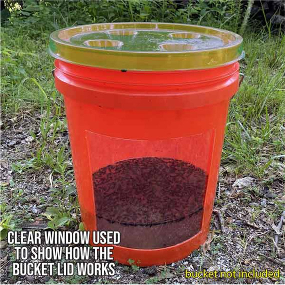 Fly Lid Fly-Condo Fly Trap Lid for 5 gal Bucket