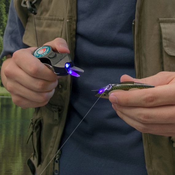 Boomerang Super SNIP Fishing Line Cutter with Glow Jig