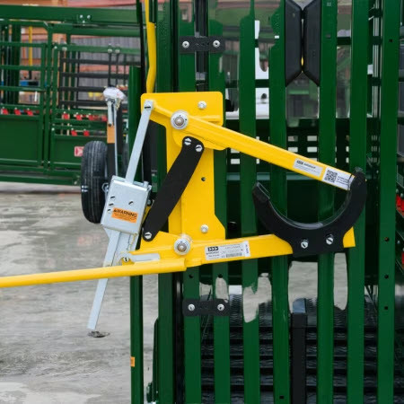 Cattle Head Holder AL-940L