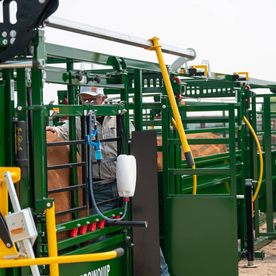 Arrowlock 75 Series Squeeze Chute Deluxe Vet 7500LV