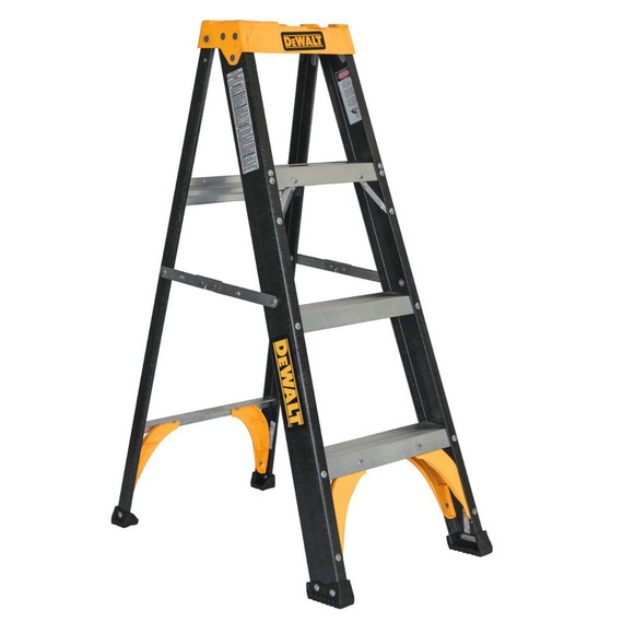 Dewalt 225 Lb Type Ii Fiberglass Step Ladder - 4'