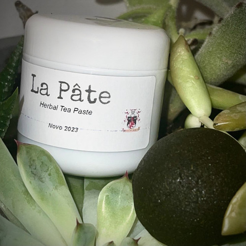 La Pâte Noire - Herbal Tea Paste
