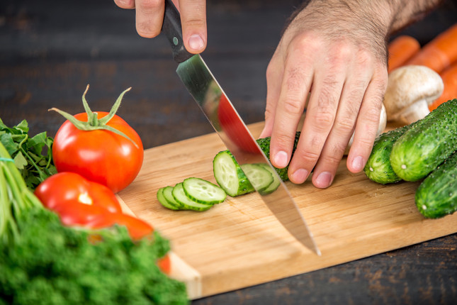 5 Benefits of Wood Cutting Boards for Your Kitchen