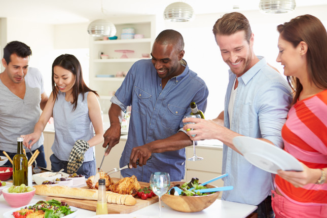 4 Tips for Throwing the Perfect Dinner Party