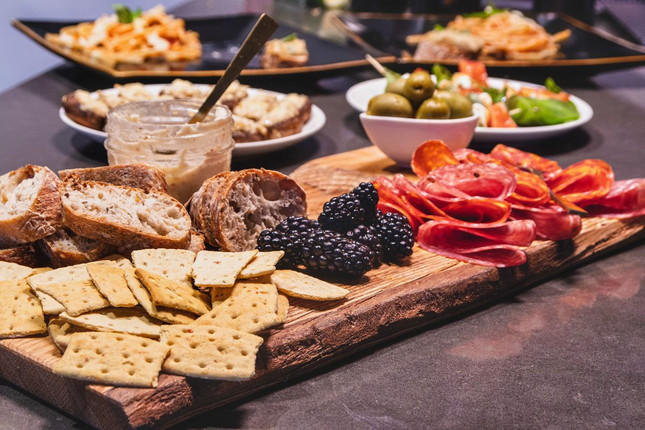 How To Build A Charcuterie Board