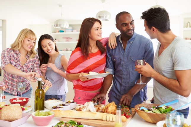 8 Tips for Entertaining on a Budget