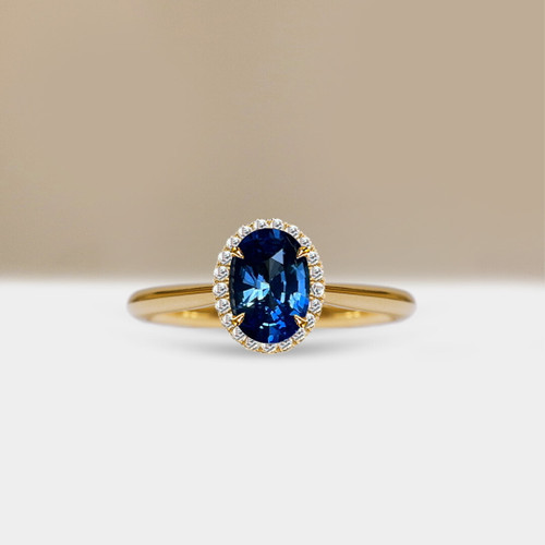 S810-ZOE-YG-NVST3730.jpg