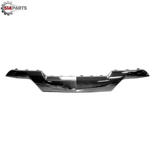 2016 - 2019 CHEVROLET SILVERADO 1500 FRONT LOWER BUMPER COVER CHROME MOLDING - MOULURE CHROMEE pour PARE-CHOCS AVANT INFERIEUR 2016 - 2019 CHEVROLET SILVERADO 1500 FRONT LOWER BUMPER COVER CHROME MOLDING - MOULURE CHROMEE pour PARE-CHOCS AVANT INFERIEUR