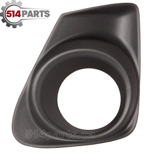 2011 - 2013 TOYOTA COROLLA SEDAN FOG LIGHT BEZEL - LUNETTE DE FEU ANTIBROUILLARD 2011 - 2013 TOYOTA COROLLA SEDAN FOG LIGHT BEZEL - LUNETTE DE FEU ANTIBROUILLARD
