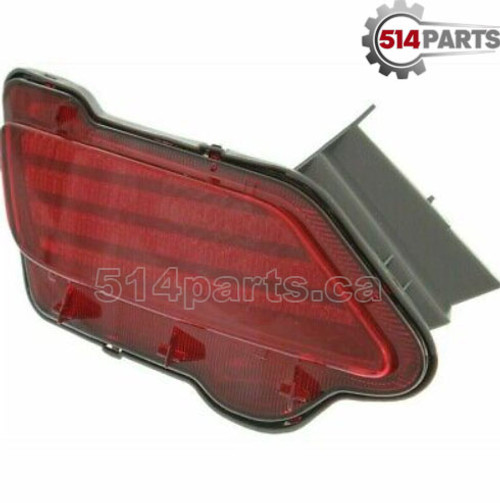 2013 - 2015 TOYOTA RAV4 REAR BUMPER COVER REFLECTOR - REFLECTEUR DU CACHE DU PARE-CHOCS ARRIERE