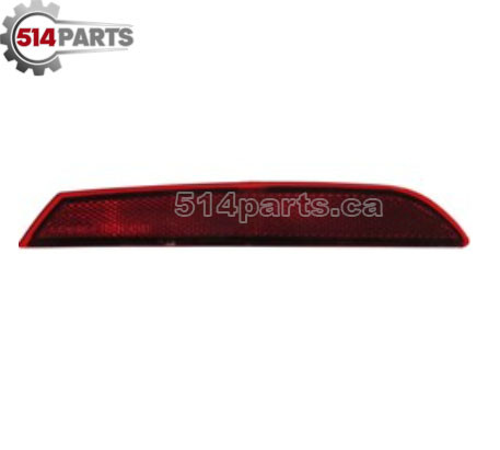 2017 - 2023 BMW 5 SERIES WITH M-PACKAGE REAR BUMPER COVER REFLECTOR - RÉFLECTEUR DU CACHE DU PARE-CHOCS ARRIÈRE