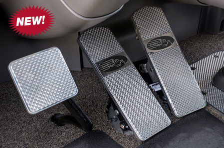 RealWheels Aluminum Billet Pedal Set W/ Peterbilt Logo & Pyramid Cut Design For Peterbilt 367, 379, 386, 388, 389, 389 Glider