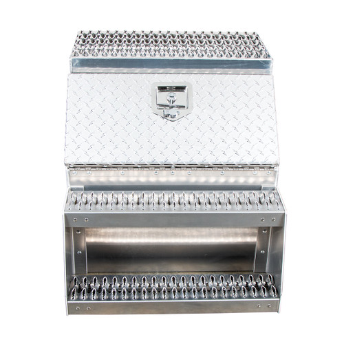 24"L X 25"W X 28"H Aluminum Step Saddle Box 24"L X 25"W X 28"H Aluminum Step Saddle Box