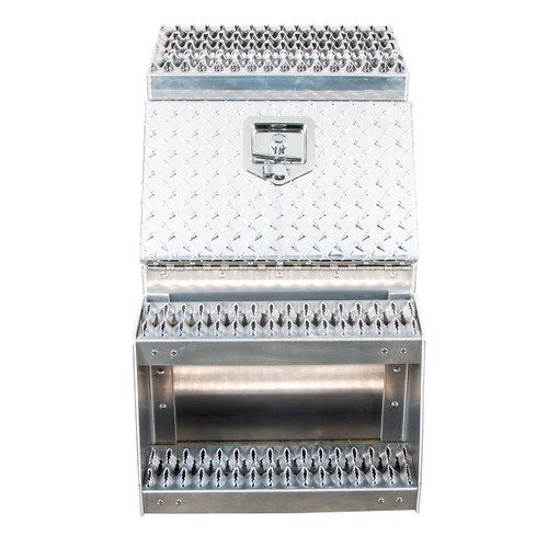 18"L X 25"W X 28"H Aluminum Step Saddle Box 18"L X 25"W X 28"H Aluminum Step Saddle Box