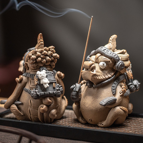 Chi Ji Pi Xiu Ceramic Stick Incense Holder