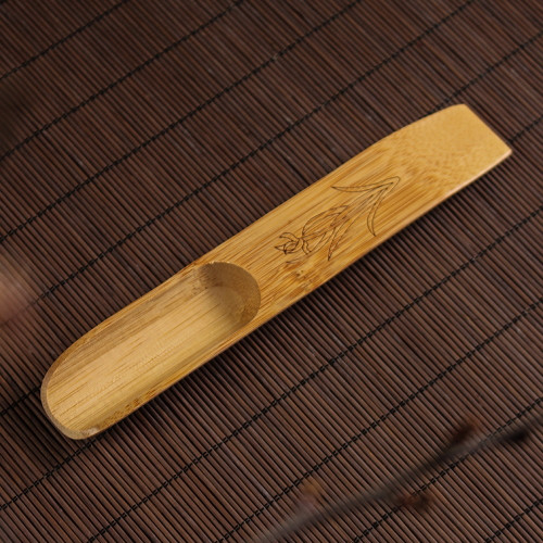 Orchid Pattern Bamboo Tea Scoop For Gongfu Tea Ceremony