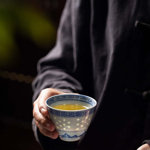 Jingdezhen 70s Blue and White Rice Grain Ceramic Gongfu Teacup