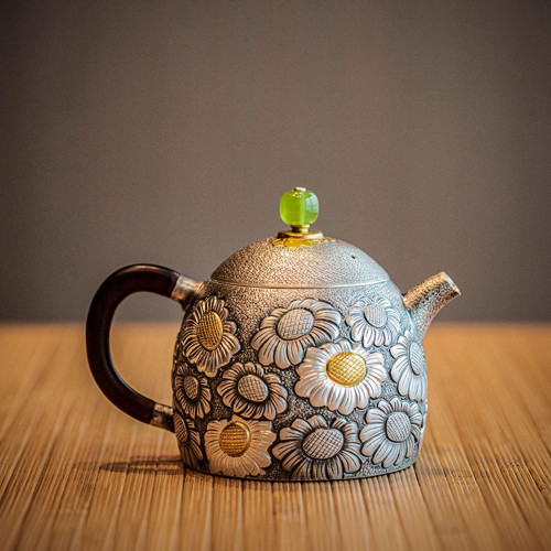 Handmade Pure Silver Teapot Chrysanthemum 190ml