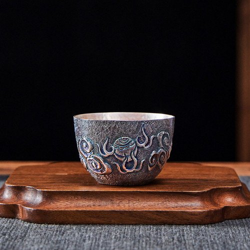 Handmade Pure Silver Teacup Long Zhu 80ml