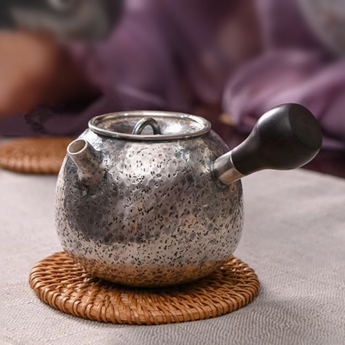 Handmade Pure Silver Teapot Chong Shi Wen 218ml