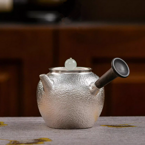 Handmade Pure Silver Teapot Xue Hua Gong Deng 168ml