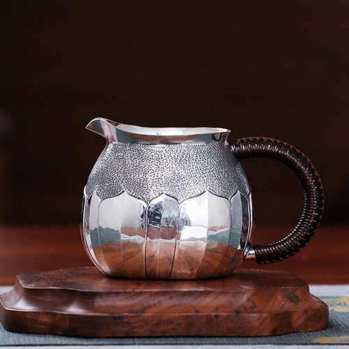 Handmade Pure Silver Fair Cup Of Tea Serving Pitcher Creamer Chan Lian Hua 258ml