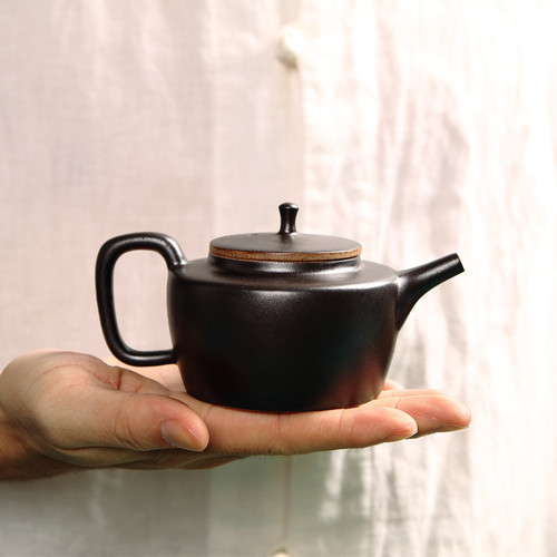 Retro Coarse Pottery Ceramic Chinese Kung Fu Tea Teapot 175ml