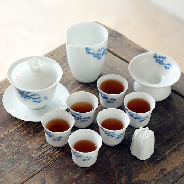 Hand Drawn Pine Branches Porcelain Kungfu Tea Teapot And Teacup Set