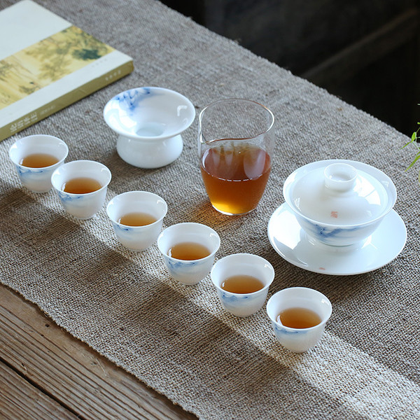 Lan He Porcelain Kungfu Tea Teapot And Teacup Set
