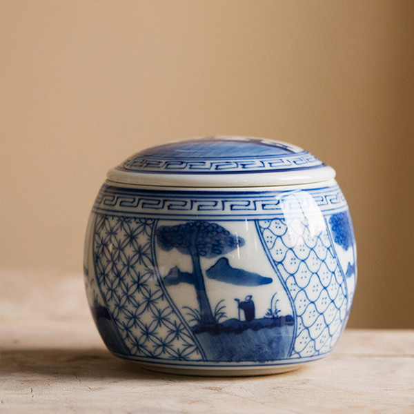 Retro Qing Hua Ceramic Food Container Tea Caddy