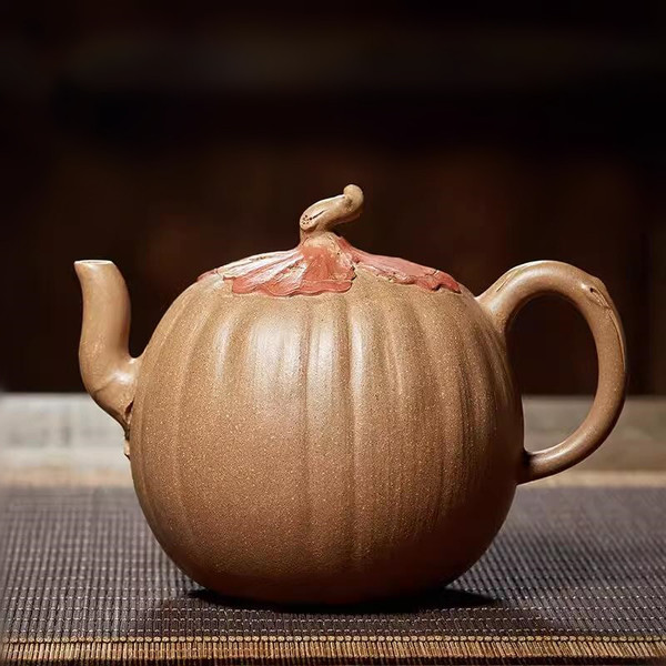 Handmade Yixing Zisha Clay Teapot Gua Yun 400ml