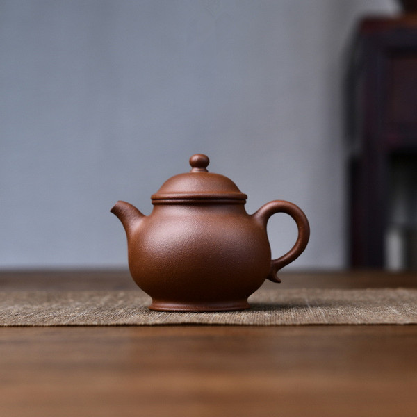 Handmade Yixing Zisha Clay Teapot Hong Pi Long Pan Hu 150ml