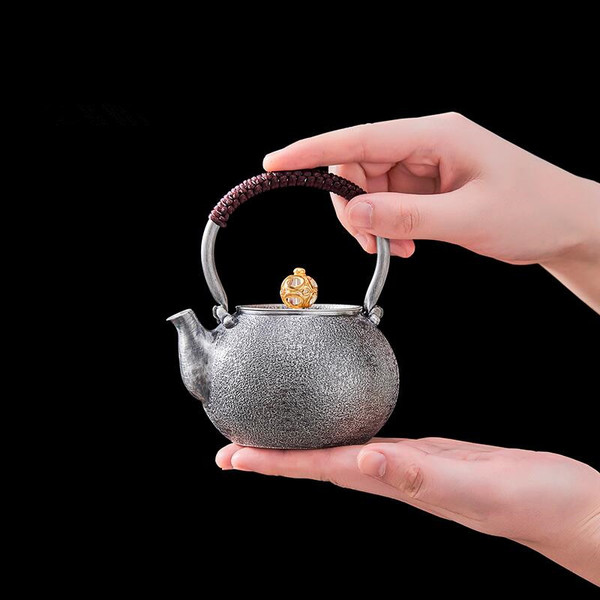 Handmade Pure Silver Teapot Zhi Pu 310ml