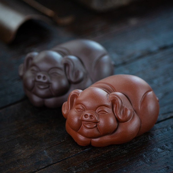 Handmade Yixing Zisha Clay Tea Pet Xing Fu Fu Zhu