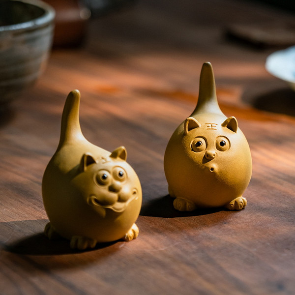 Handmade Yixing Zisha Clay Tea Pet Da Yan Hu