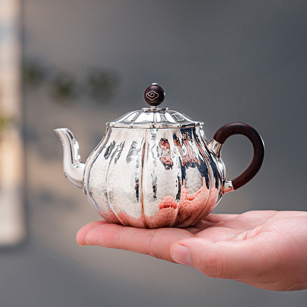 Handmade Pure Silver Teapot Jin Dou Yun 210ml Handmade Pure Silver Teapot Jin Dou Yun 210ml